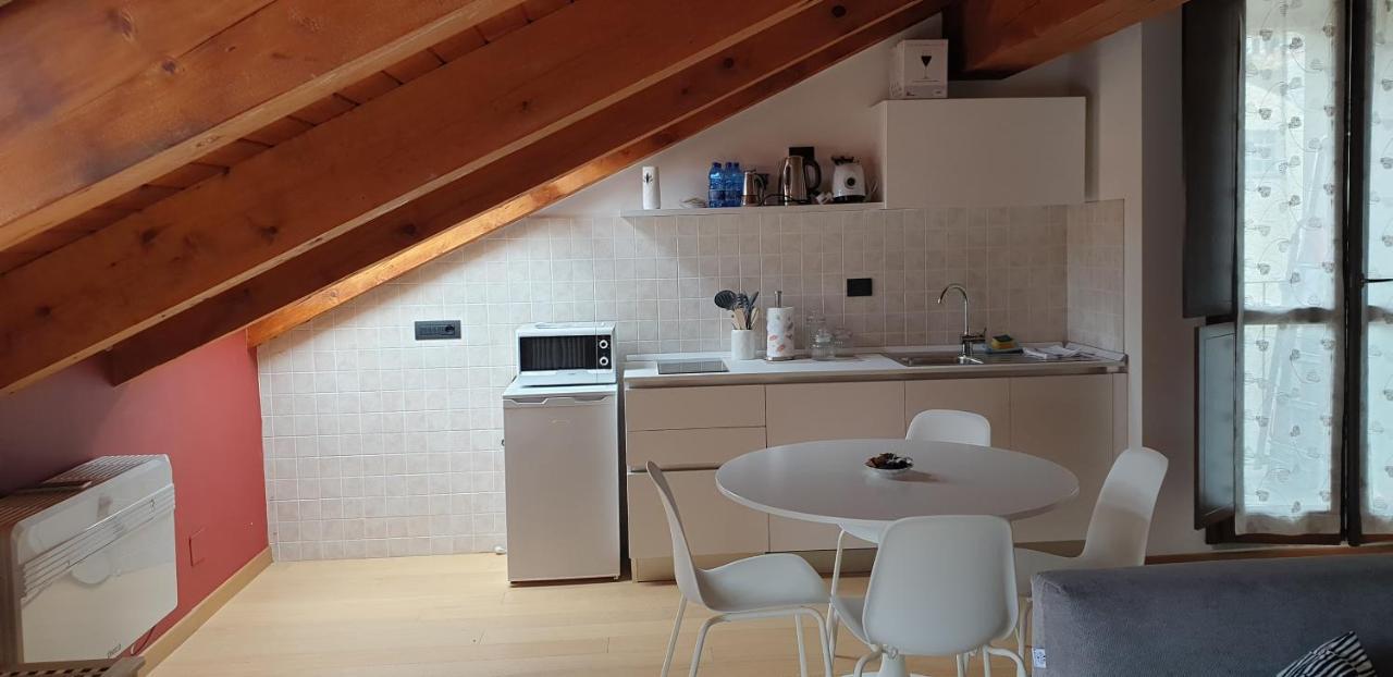 Appartamento Residenza Lavinia Monforte dʼAlba Esterno foto