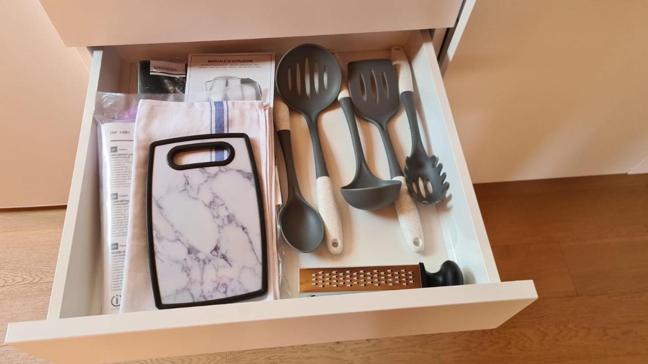 Appartamento Residenza Lavinia Monforte dʼAlba Esterno foto