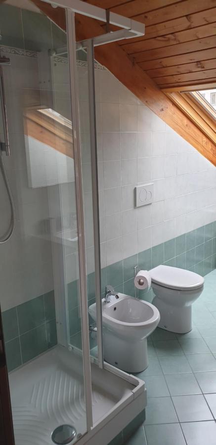 Appartamento Residenza Lavinia Monforte dʼAlba Esterno foto