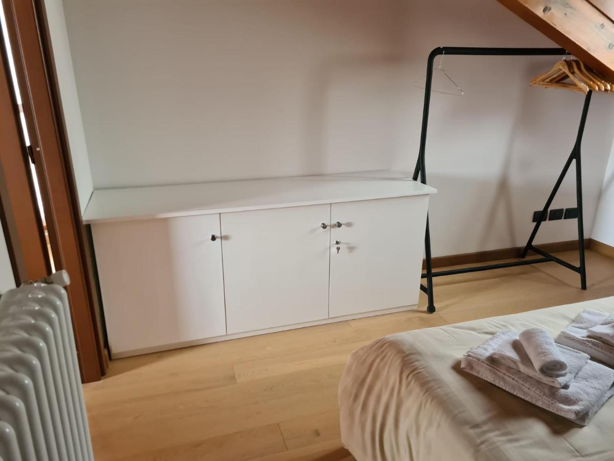 Appartamento Residenza Lavinia Monforte dʼAlba Esterno foto
