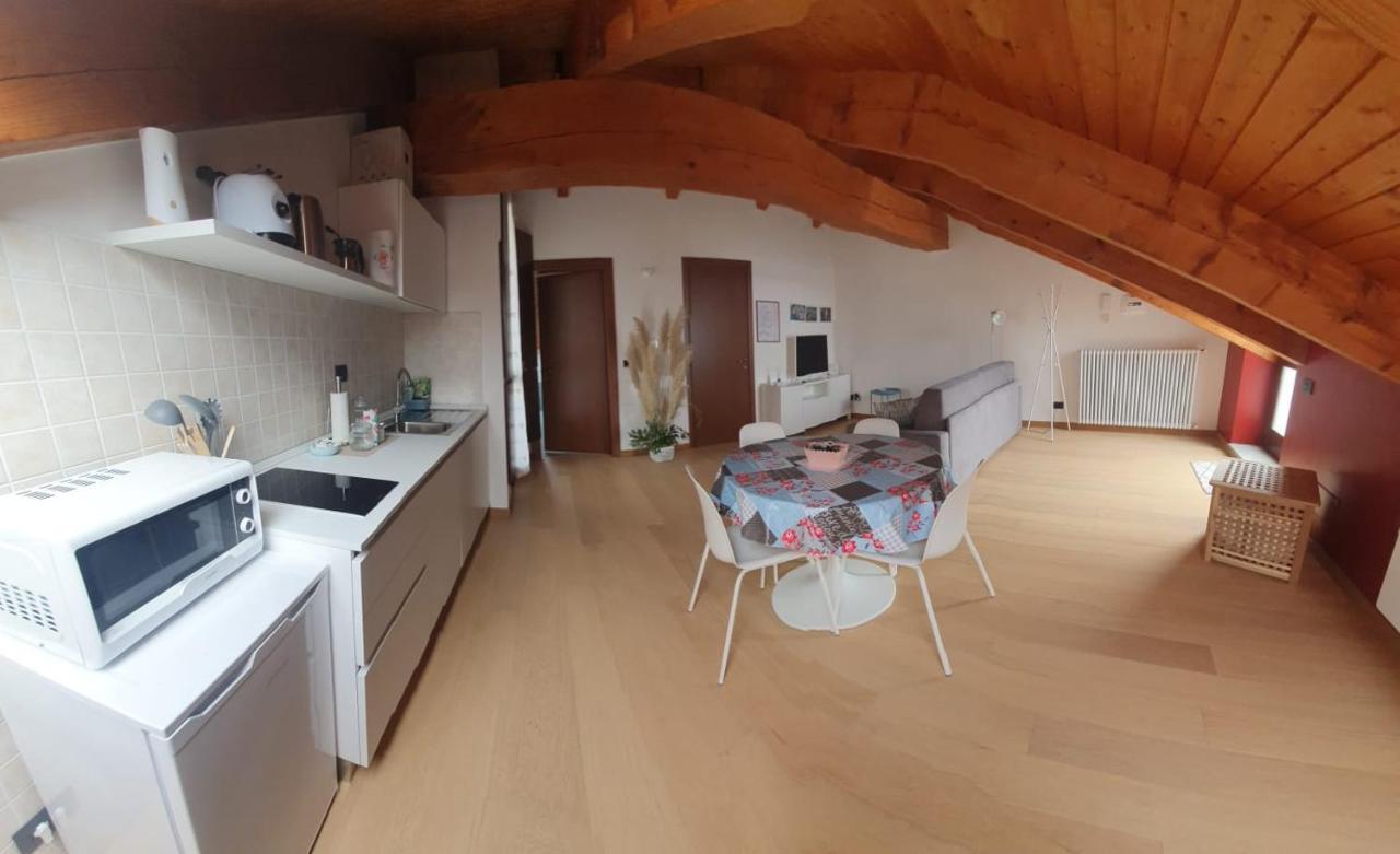 Appartamento Residenza Lavinia Monforte dʼAlba Esterno foto