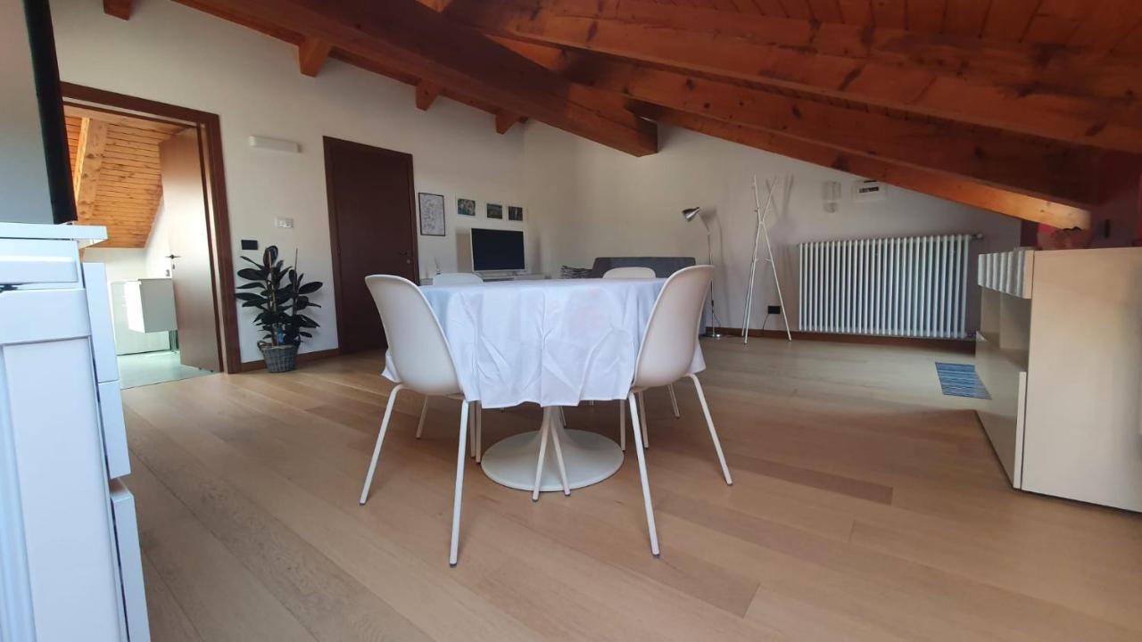 Appartamento Residenza Lavinia Monforte dʼAlba Esterno foto